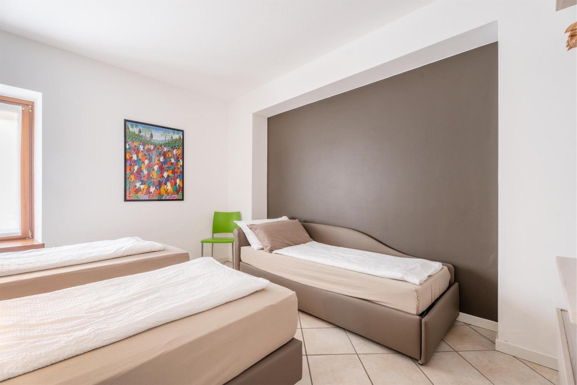 Residence Villa Degli Aranci 加尔达湖滨 外观 照片