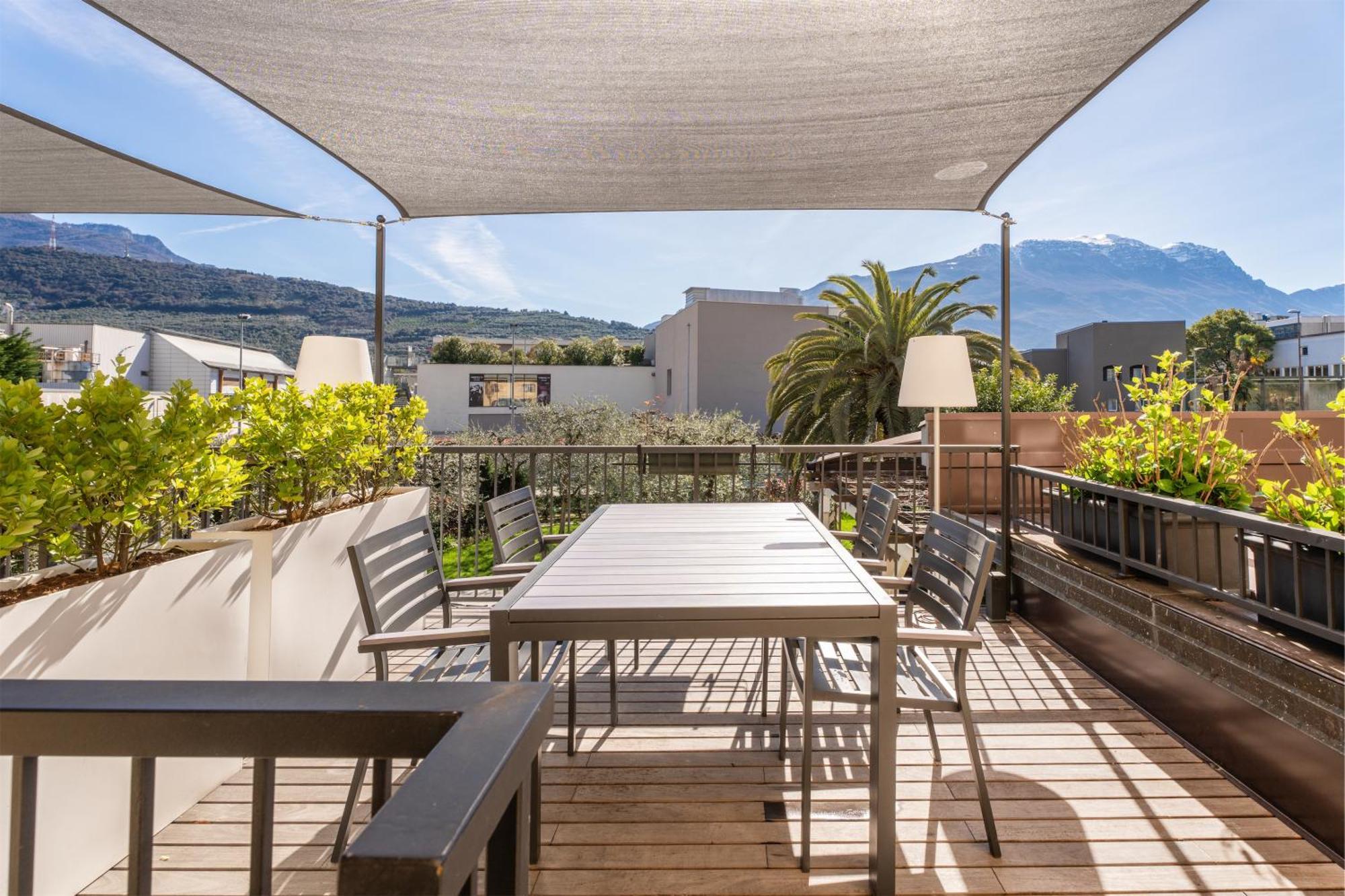 Residence Villa Degli Aranci 加尔达湖滨 外观 照片