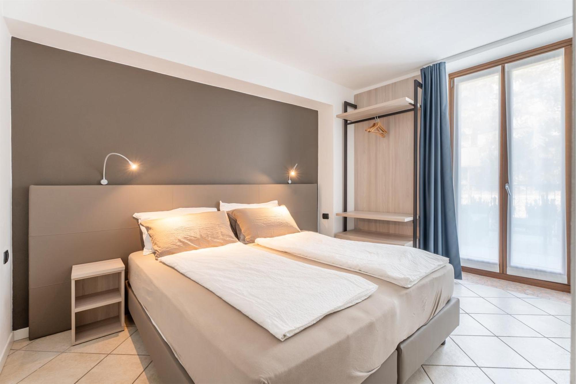 Residence Villa Degli Aranci 加尔达湖滨 外观 照片