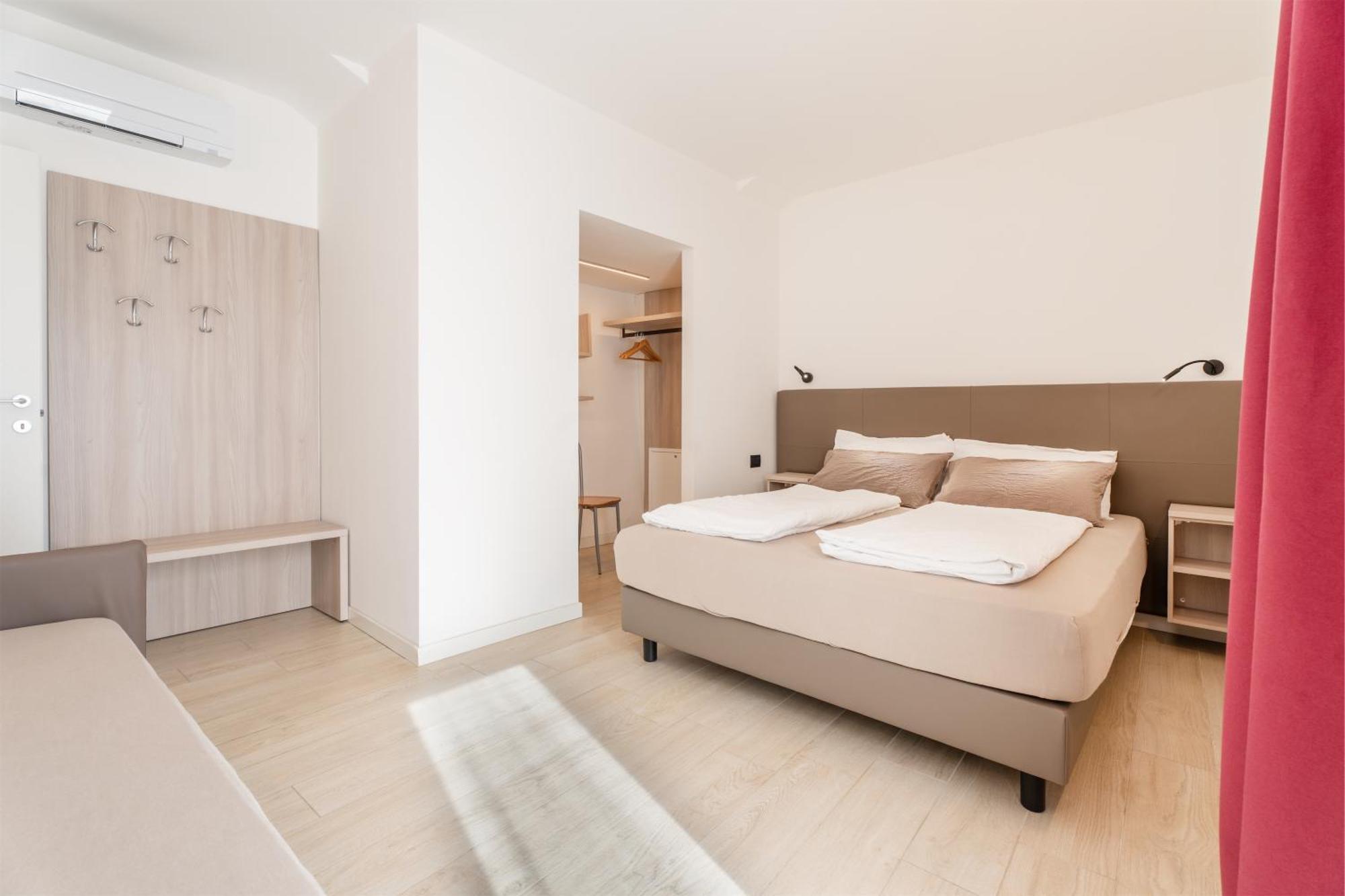 Residence Villa Degli Aranci 加尔达湖滨 外观 照片