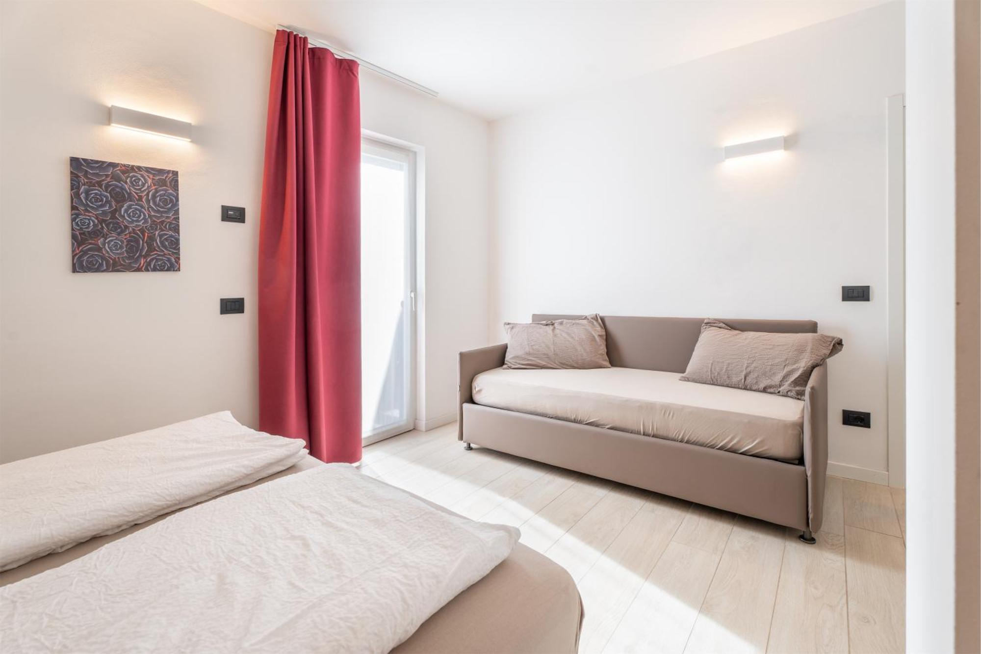 Residence Villa Degli Aranci 加尔达湖滨 外观 照片
