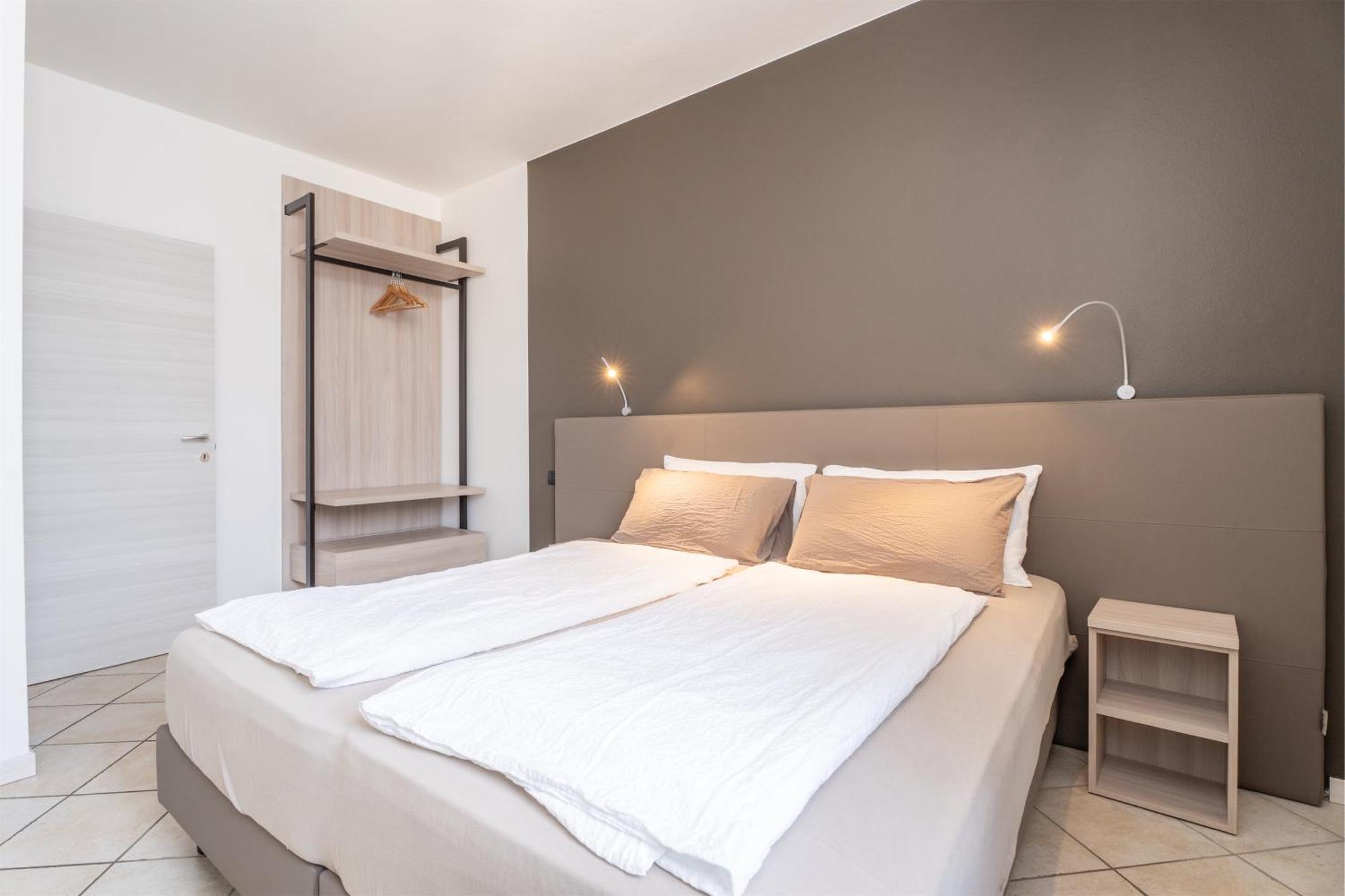 Residence Villa Degli Aranci 加尔达湖滨 外观 照片